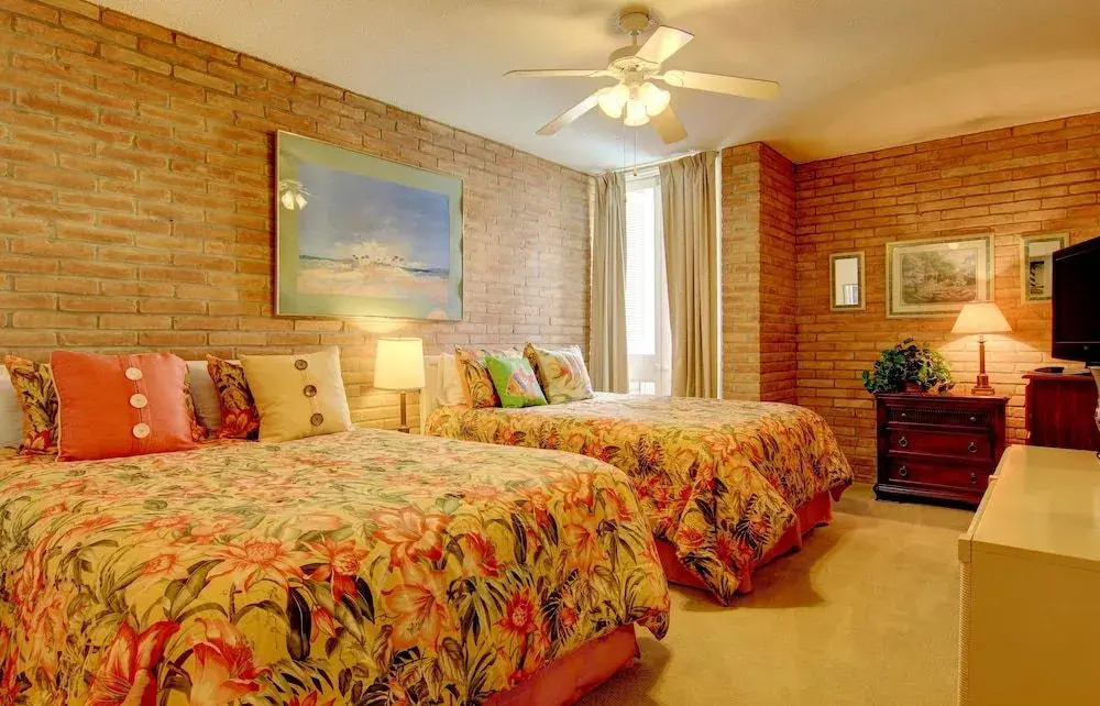 Channelview 106