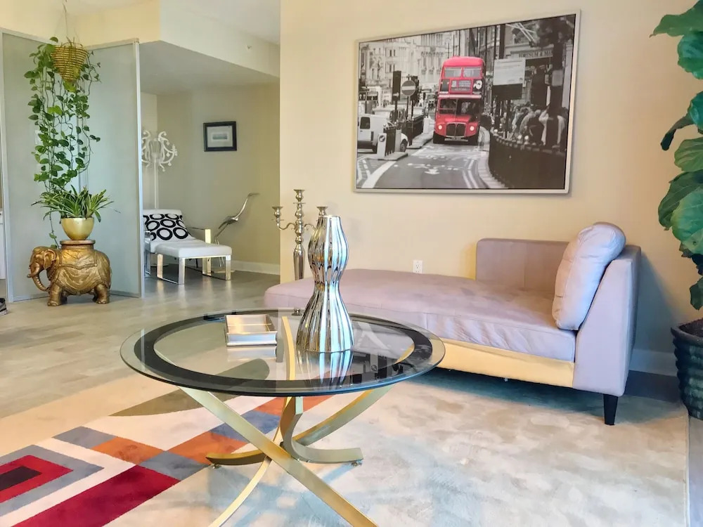 Presidential Suite I