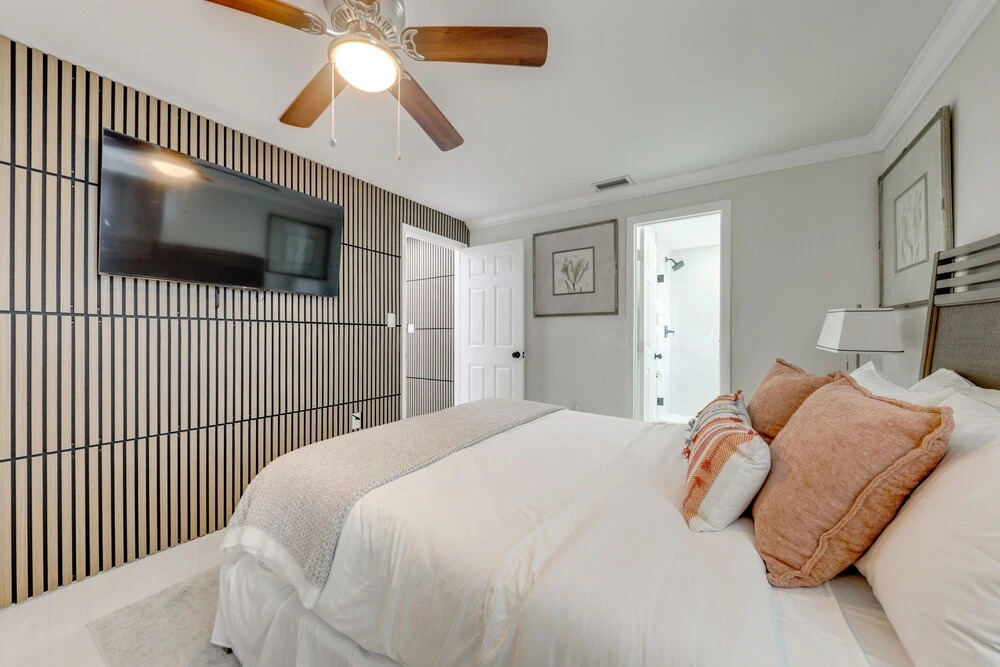 Stroll to Dtwn: Delray Beach Home w/ Outdoor Oasis