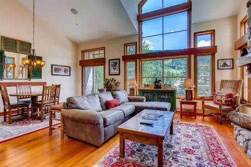 Meadows Townhome C1