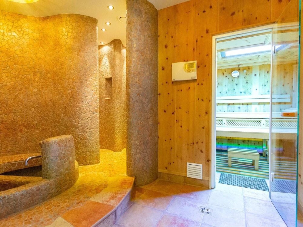 Chalet in Saalbach near Ski Lift