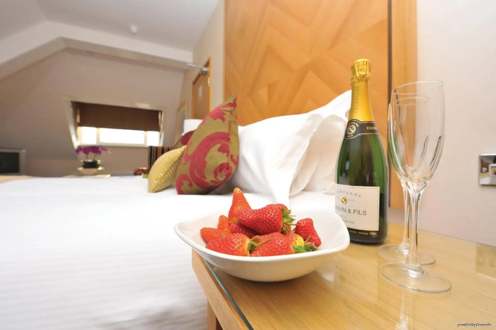 Best Western Homestead Court Hotel