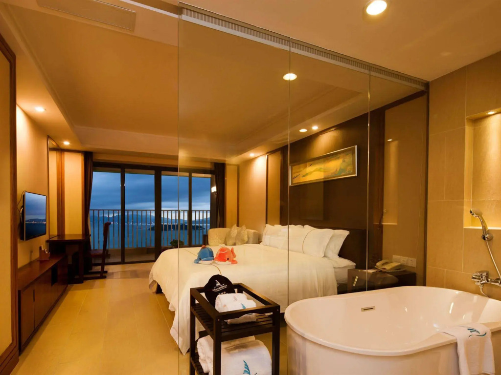 Island Skylight Resort