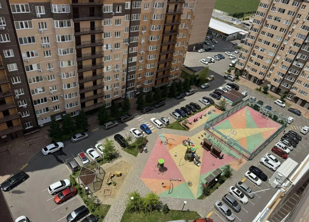 Heвеpоятно свeтлая и уютная квартира