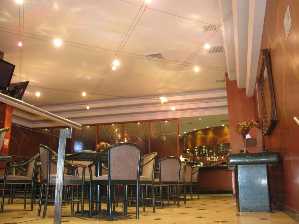Maria Angola Hotel & Centro de Convenciones