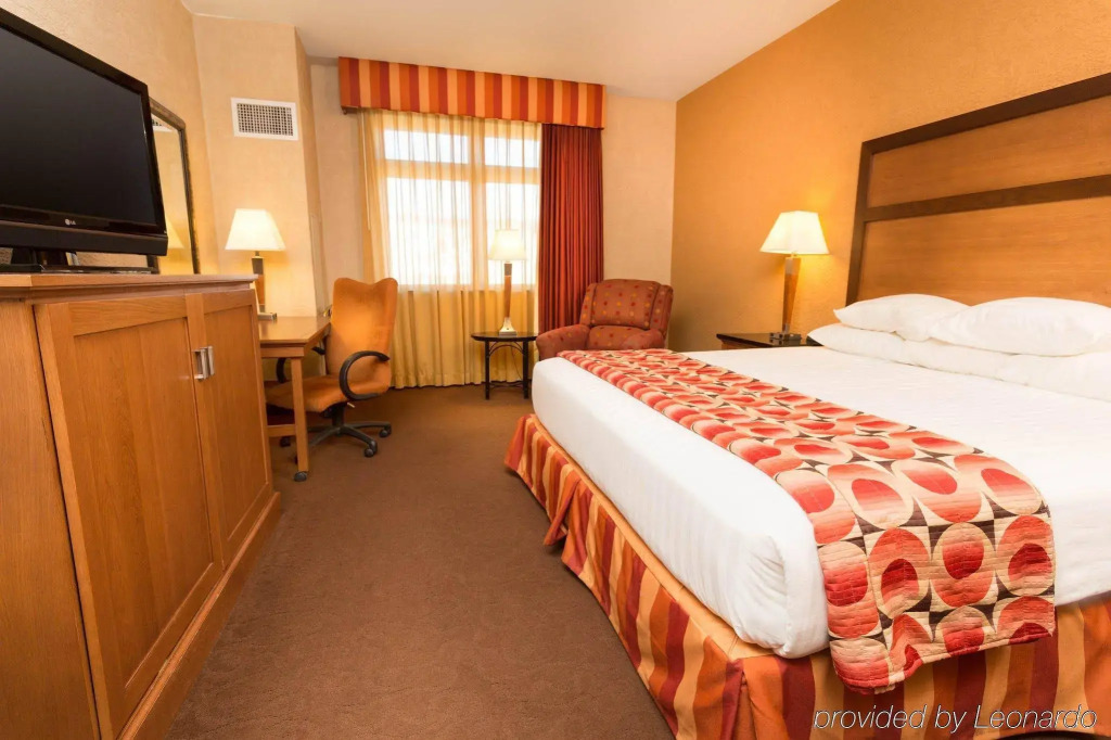 Drury Plaza Hotel Flagstaff