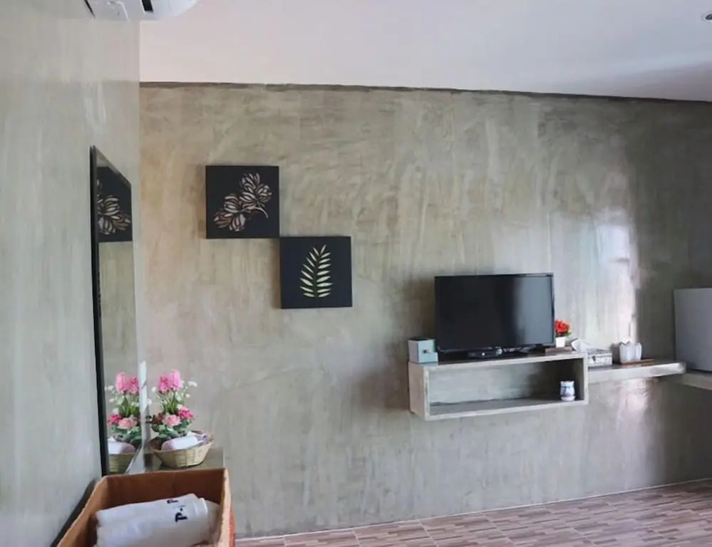 Phan Loft Koh Larn
