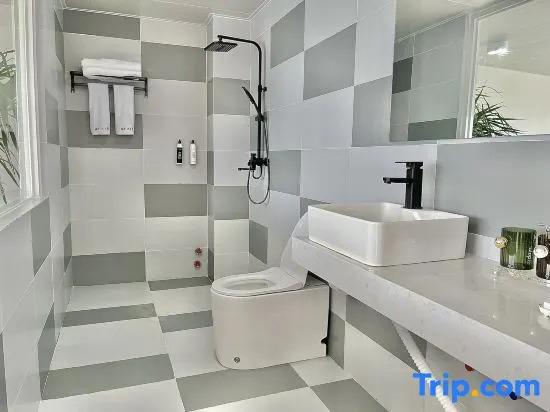 Santa MingDong Homestay