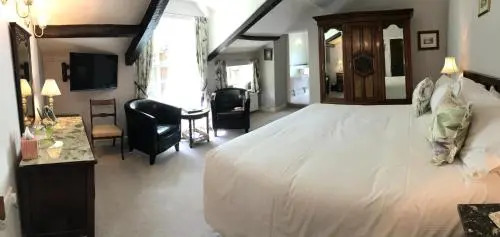 Walker Ground Manor