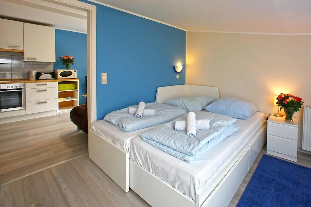 Budget Apartments at Niderviller Marina by Kuhnle-Tours