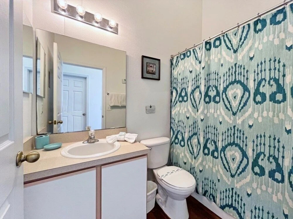 Bloomingdale Villa 4 Bedroom Home by RedAwning