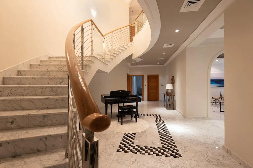 Maison Privee - Luxury 5BR Villa with Private Pool and Beach