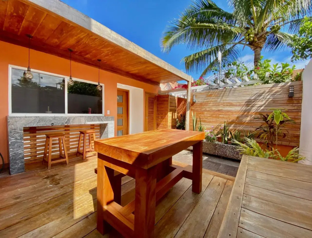 Planet House