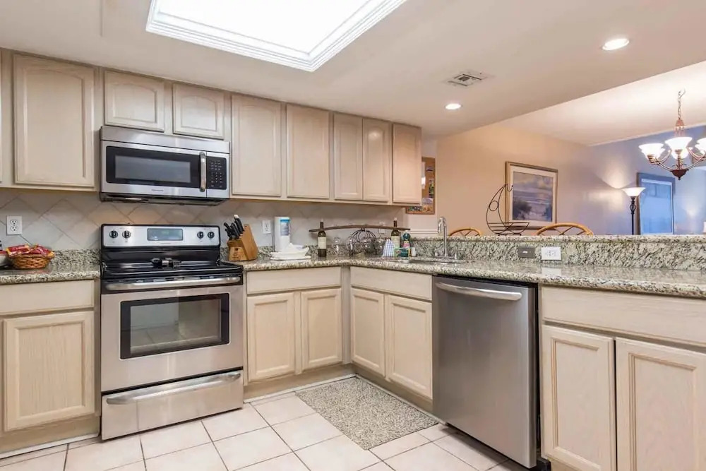Suntide II Condominium 505