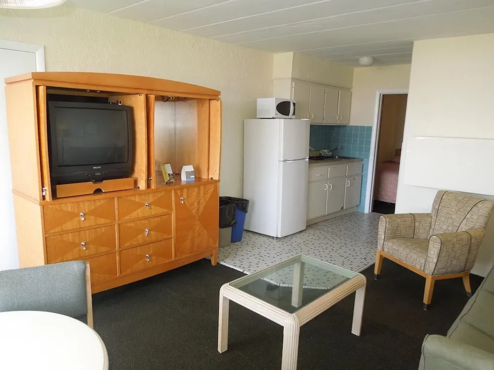 Oceanview Motel