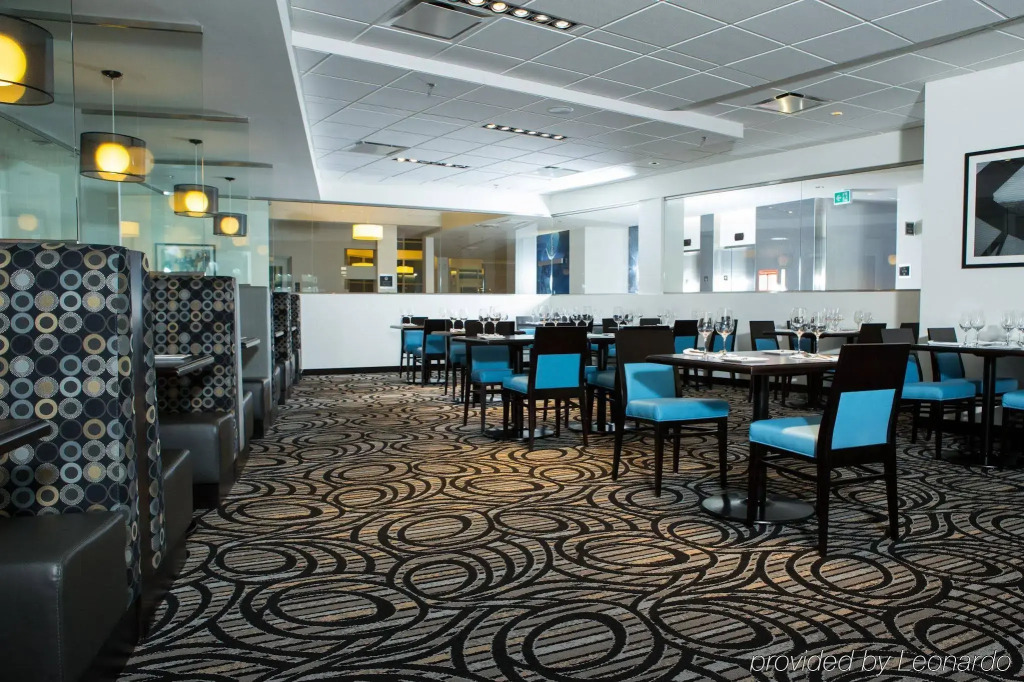 The Grand Winnipeg Airport Hotel by Lakeview