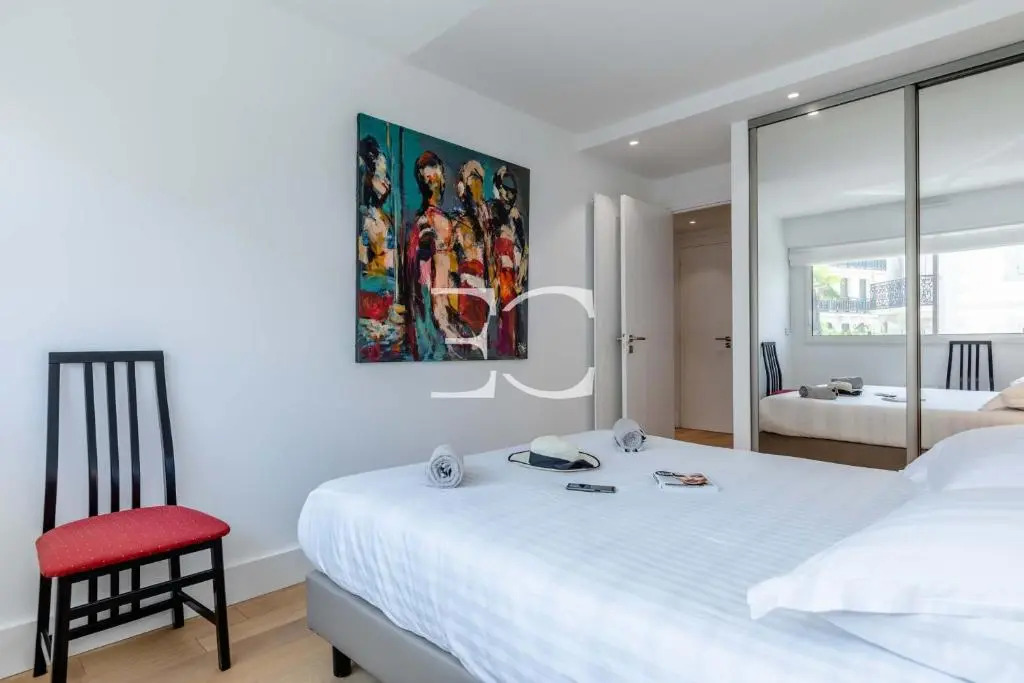 Easy Clés- Bright 3 bedrooms flat next to Les Halles with parking