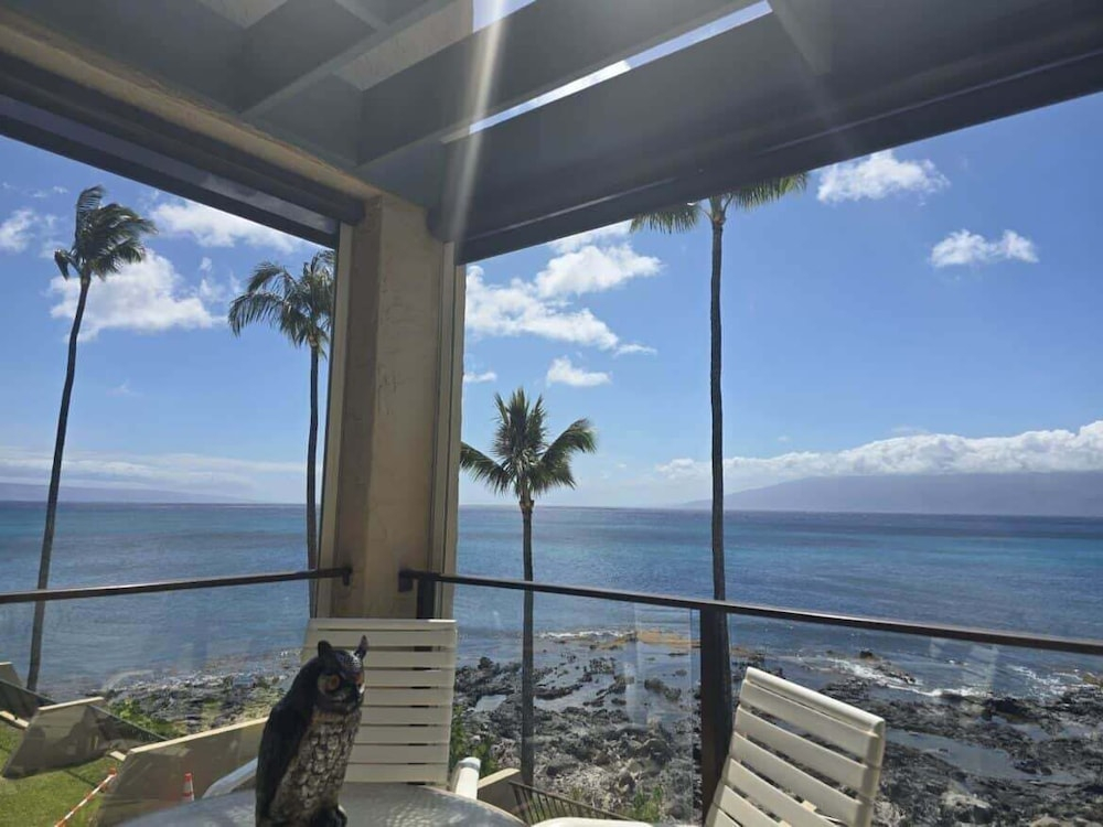 Napili Point Oceanfront Family Loft - Unit C4 1 Bedroom Condo