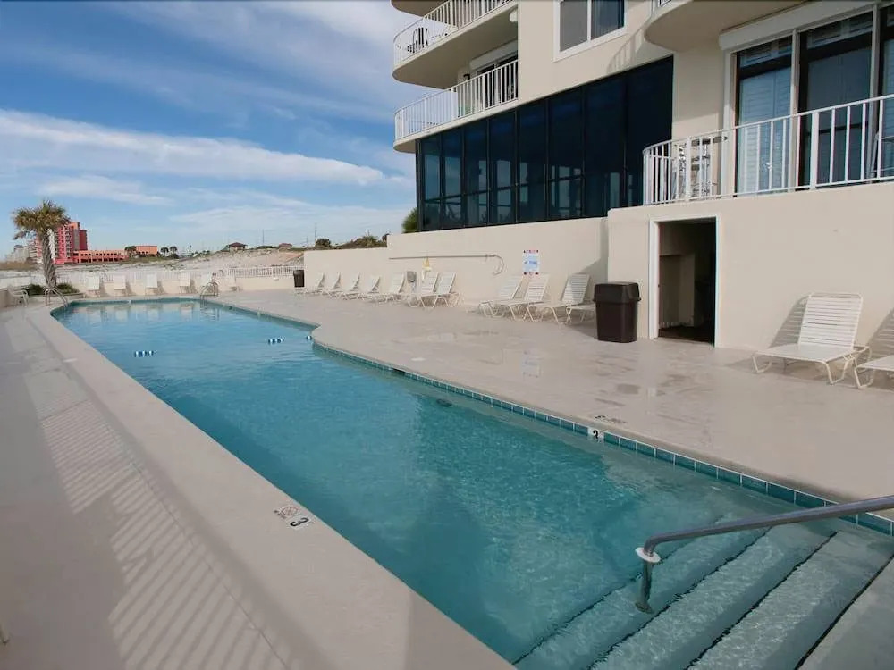 Summerchase 1006 - 3 Br condo by RedAwning
