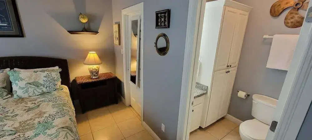 EZ Walk to Beach * Swanky 2 bedroom * Sleeps Tons (Mar y Sol II #1) by RedAwning