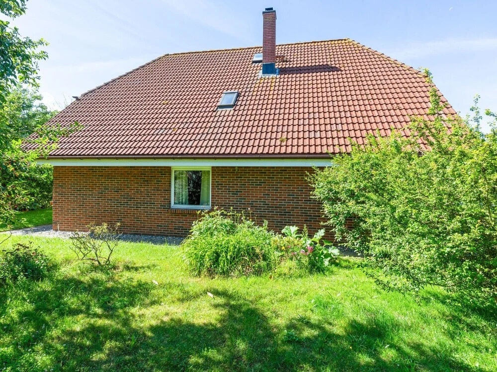 Cozy Holiday Home in Kuhlungsborn near Baltic Sea Coast