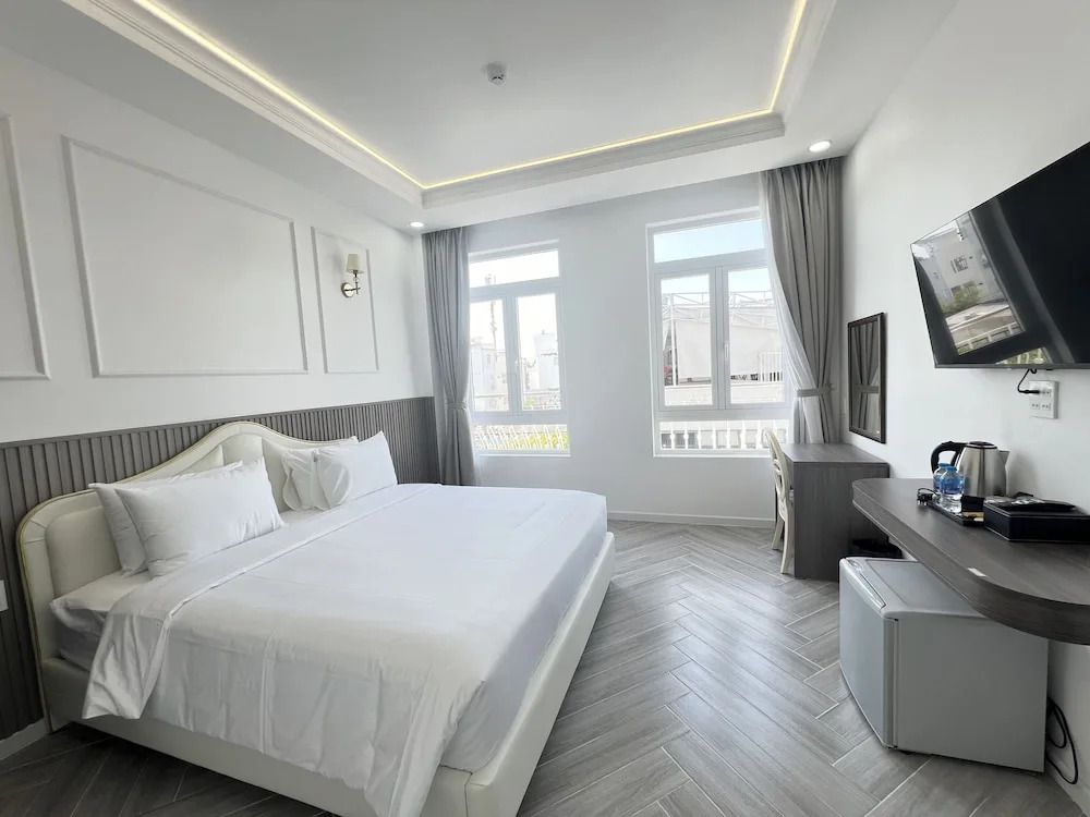 Paris Hotel