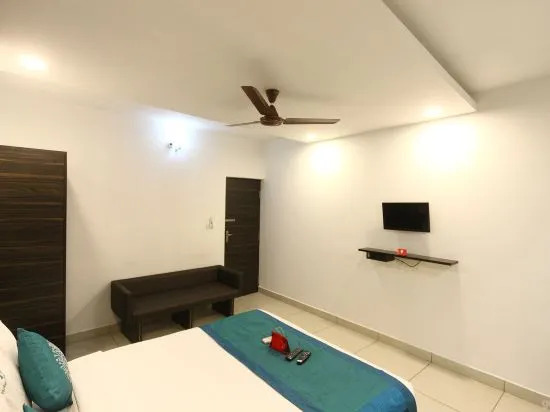 Ganesh Guest House