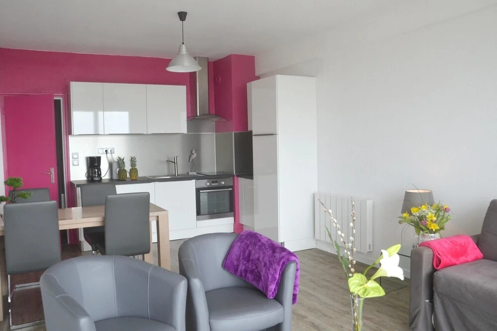 Apartment With one Bedroom in Guidel, With Wonderful sea View, Pool Ac