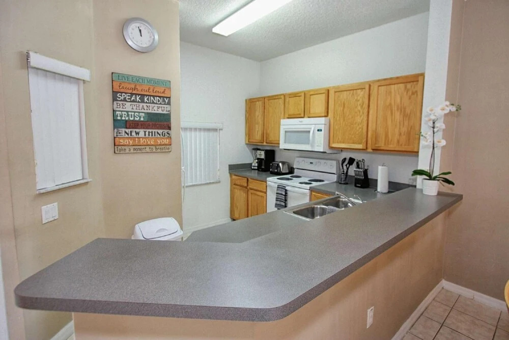 952 Lake Berkley
