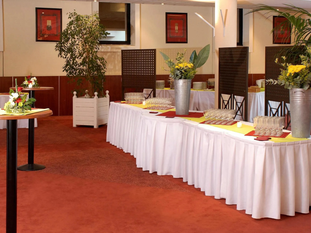Mercure Caen Centre Port De Plaisance