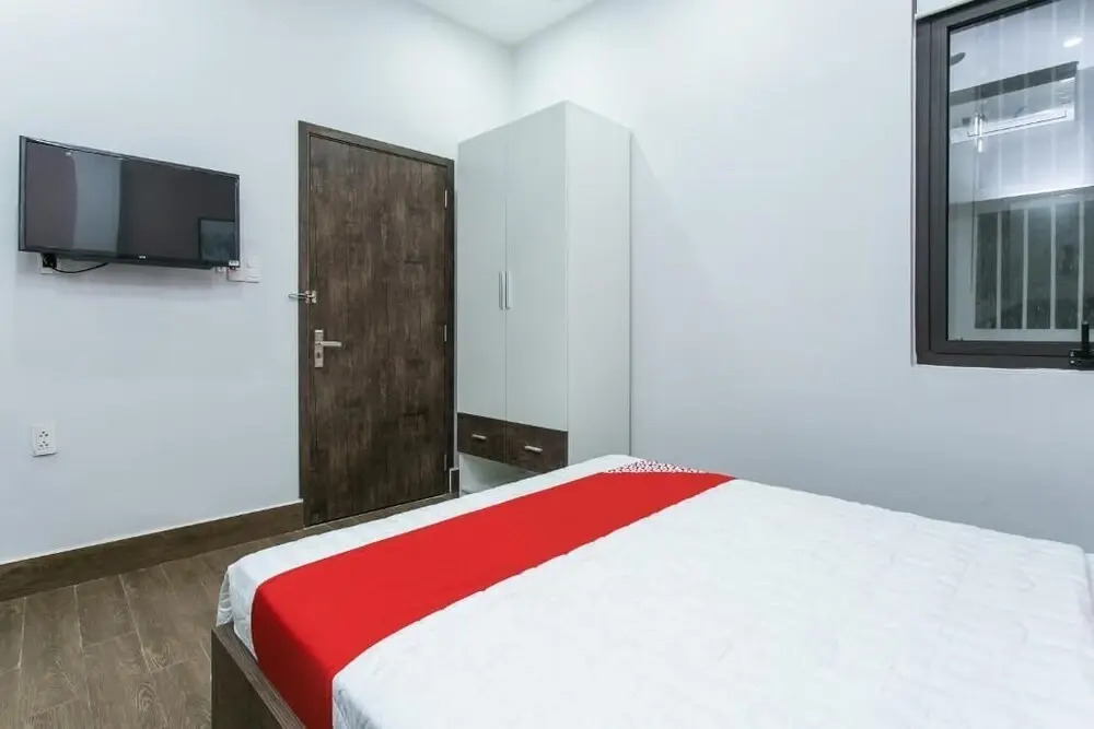 OYO 586 Hoang Anh Apartment