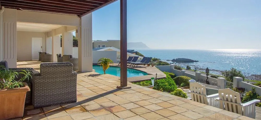 The Lookout Guesthouse