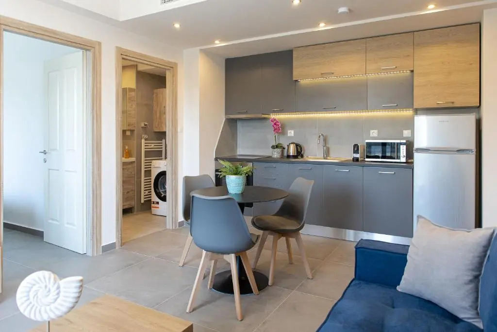 Anais Apartments