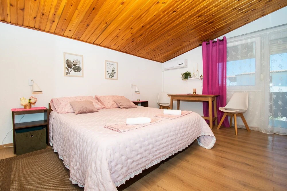 Apartments Snjezana