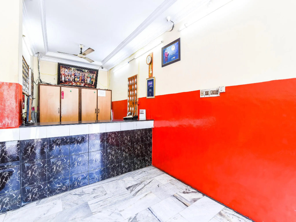 Hotel O Srinivasa Residency Lodge