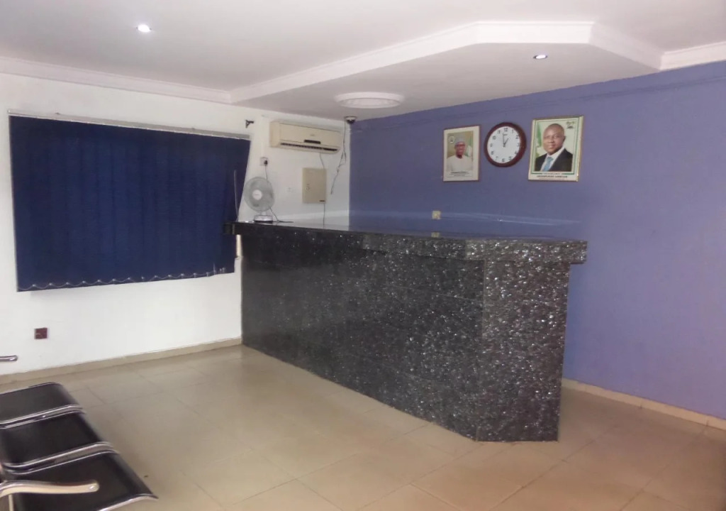 Qosmic Residence