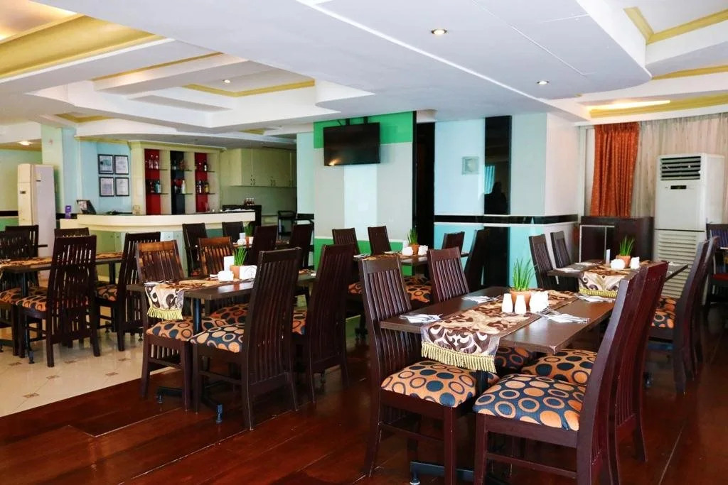 Oxford Suites Makati