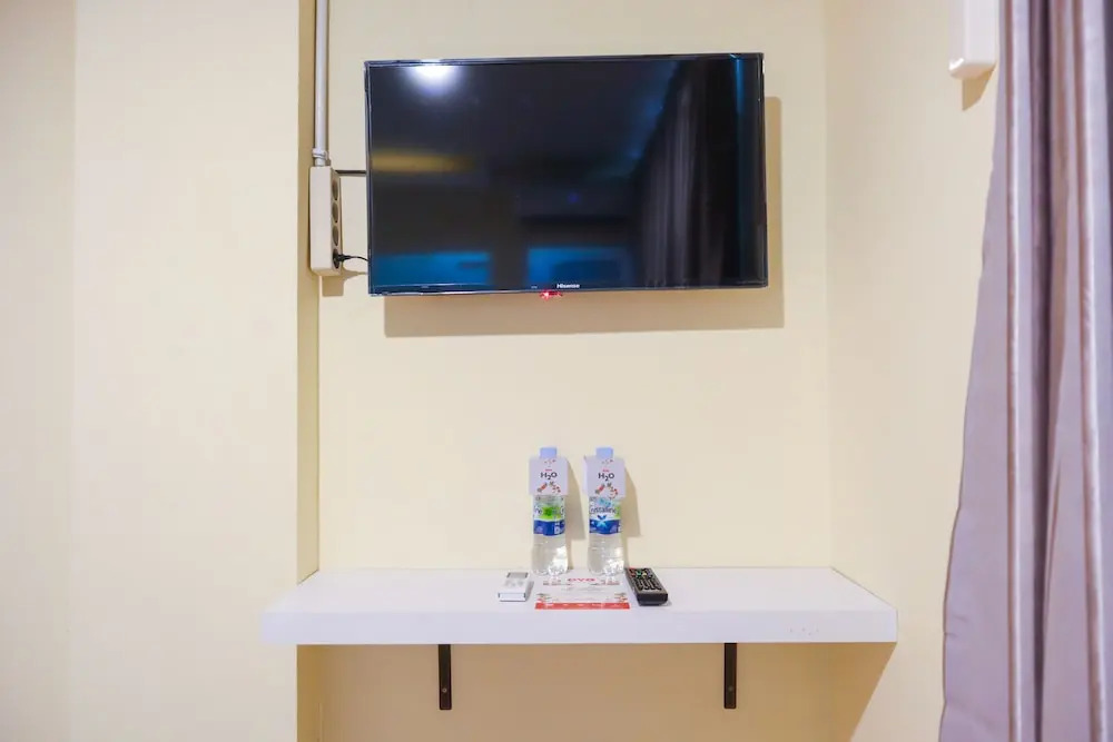 The Trend by OYO Rooms