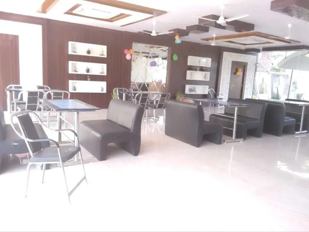 Rock Star Hotel