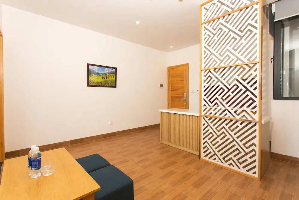 OYO 859 Home Hotel And Apartment