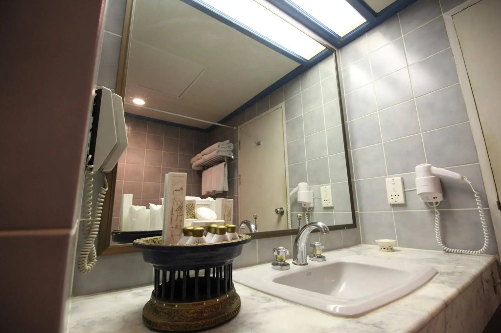 Chiang Mai Hill Hotel