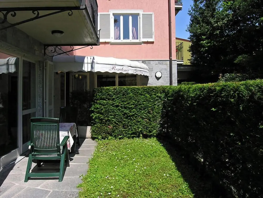 Residence Garden