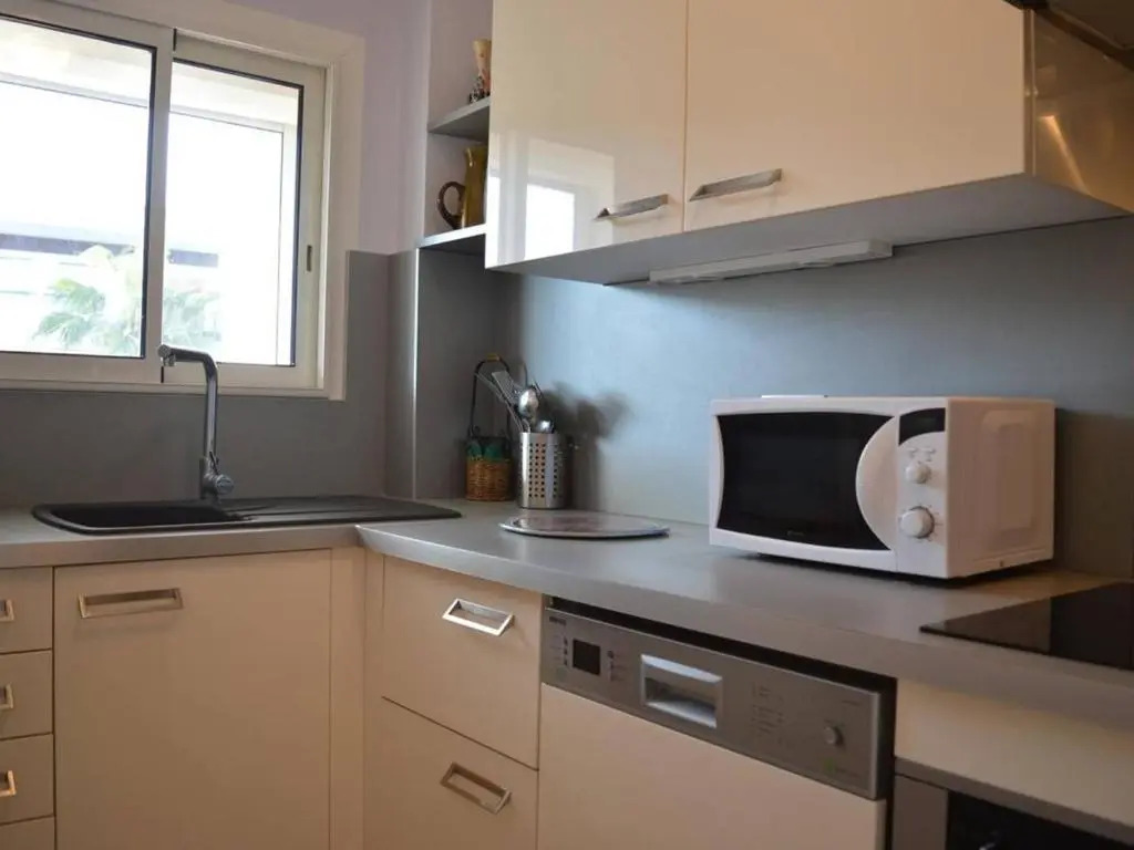 Appartement Le Grau-du-Roi, 3 pièces, 6 personnes - FR-1-250-70