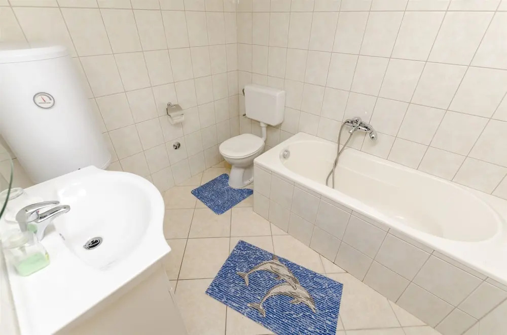 Apartments with parking space Supetar, Brac - 11278