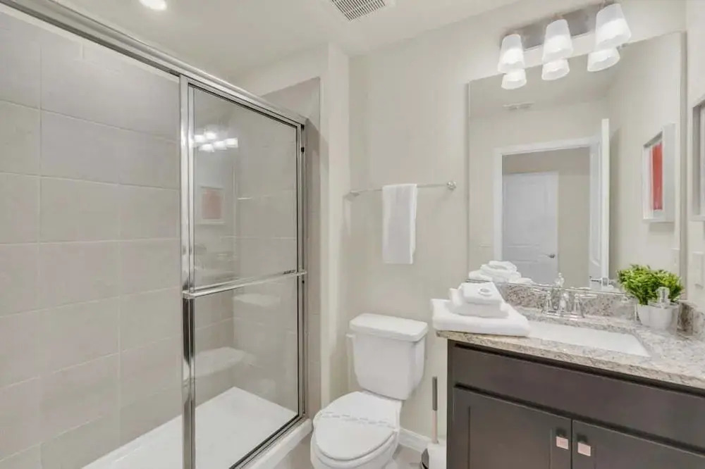 The Cutest Tonwhome & Private Splash Pool! 5 Bedroom Townhouse