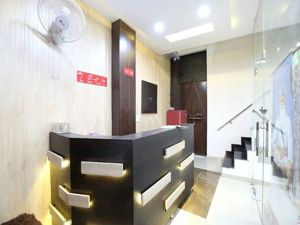 OYO 14926 AK residency