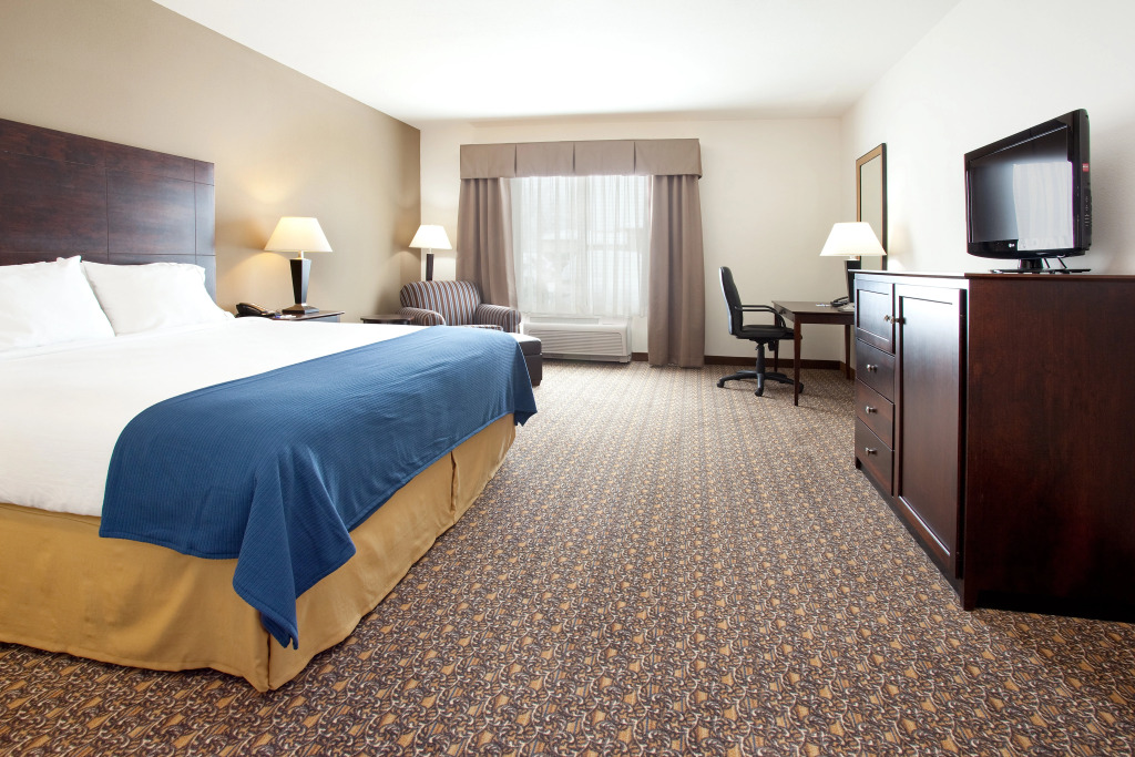 Holiday Inn Express Hotel & Suites Lander by IHG