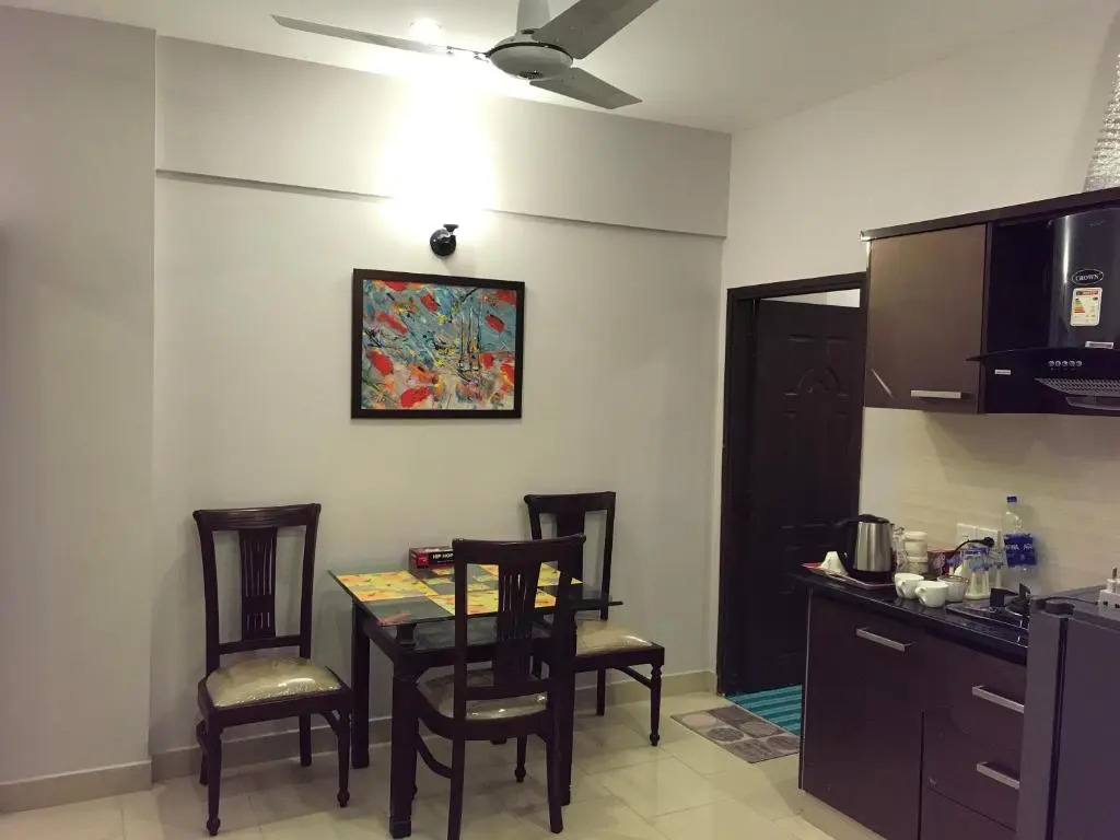 "Service Apartments Karachi" Ocean View 2 Bed Room Apt