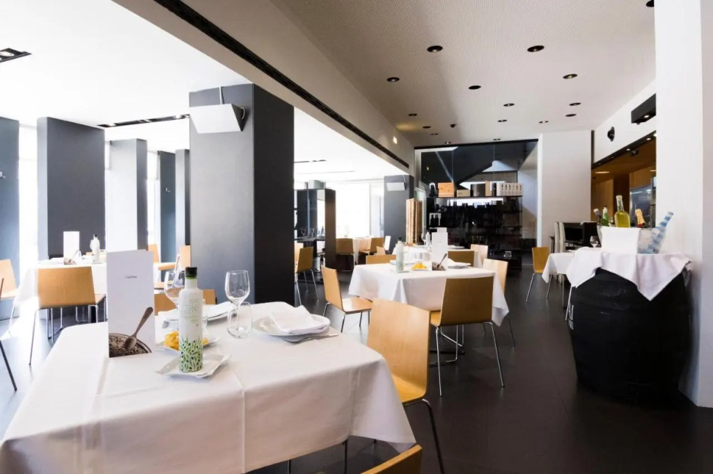 Blu Hotel Almansa