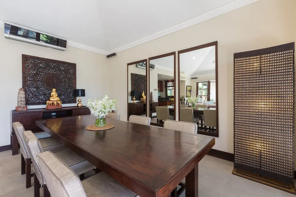 Aqua Vista 02 - 4BR Villa Near the Beach
